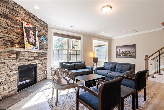 Building Photo - Build Equity While Leasing - Lease and Own...