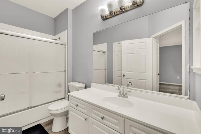 Building Photo - 12909 Alton Square