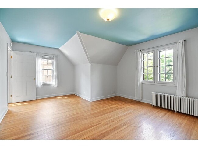 Building Photo - 5301 Girard Ave S