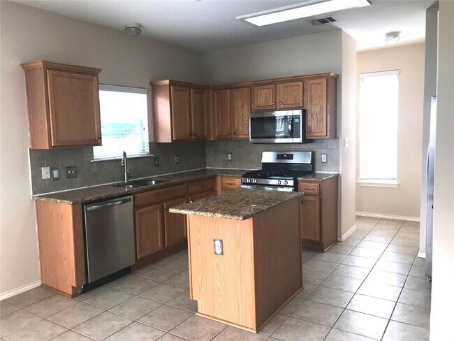 Building Photo - 11321 Fletcher Hall Ln