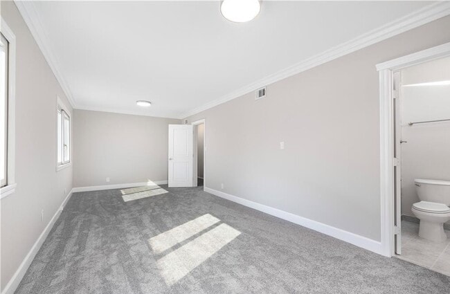 Building Photo - 535 Camino de Encanto