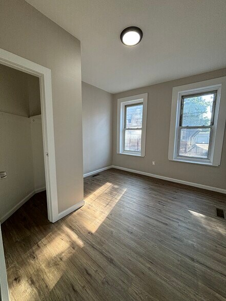 Unit 1R - 78 Stone St