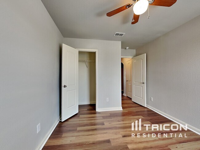 Building Photo - 4225 Elderberry St