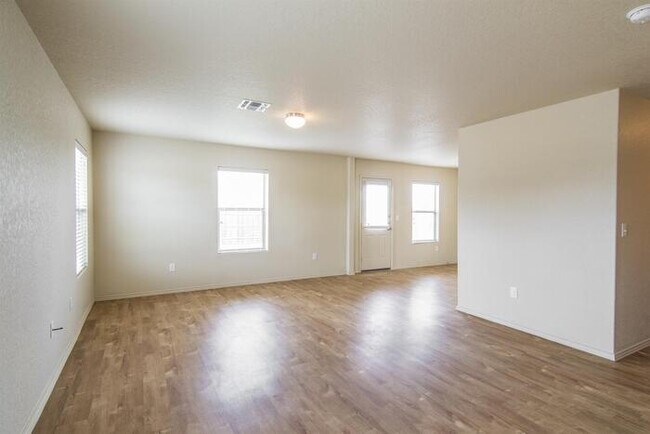 Building Photo - Hunters Pond - 10238 Hunters Pond, San Ant...