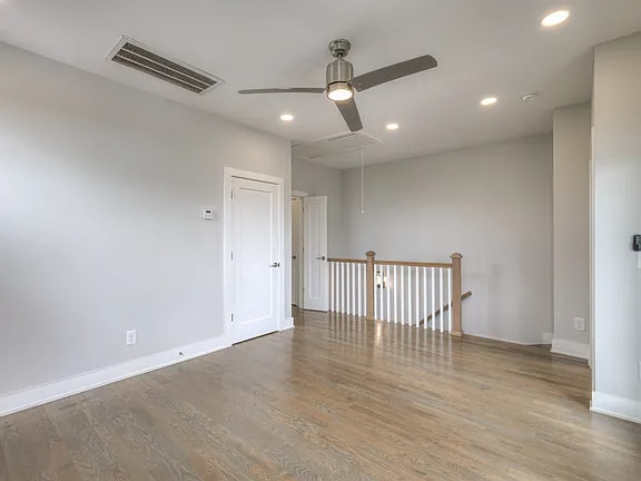 Building Photo - 2137 Buena Vista Pike