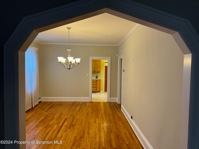 Building Photo - 2208 Adams Ave