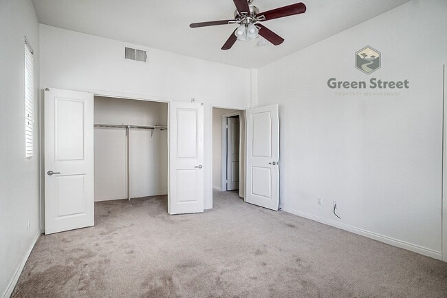 Building Photo - 4057 1st AvenueUnit 109