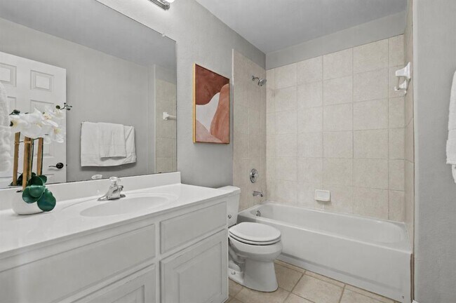 Building Photo - 1604 Tahoka Daisy Dr