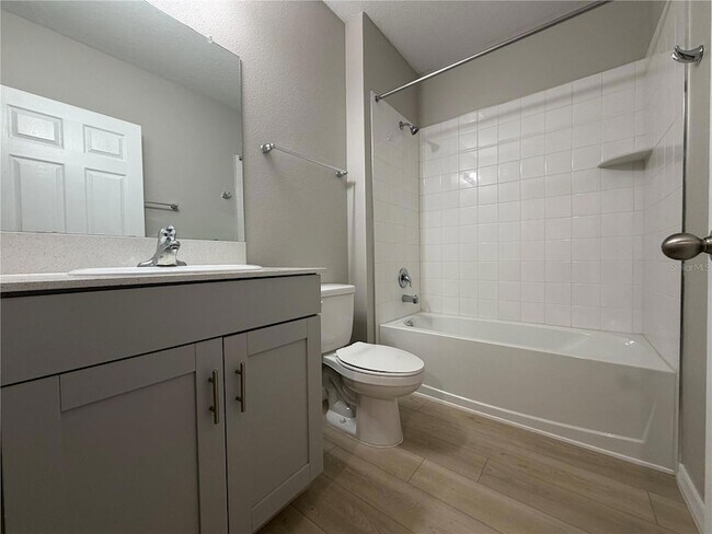 Building Photo - 12668 Tannencrest Dr