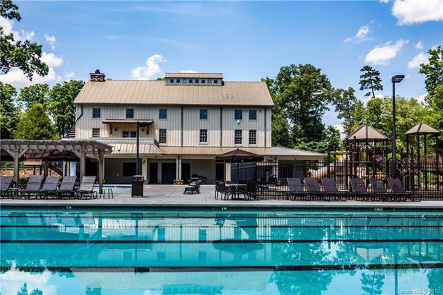 Neighborhood clubhouse and pool - 2001 Trading Path Lane