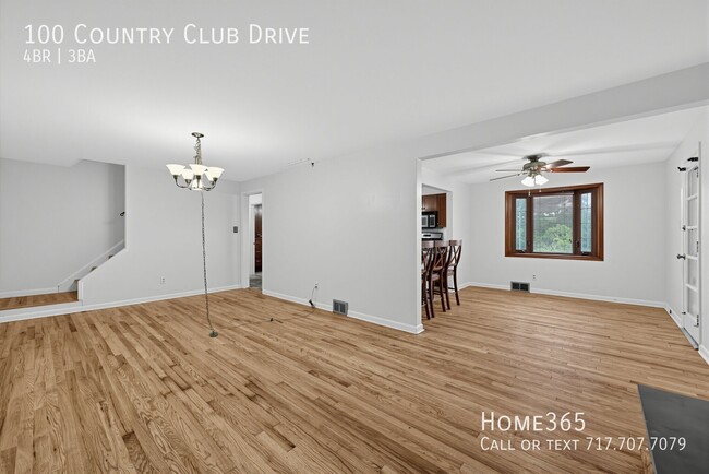 Building Photo - 100 Country Club Dr