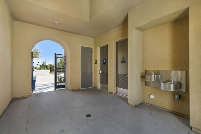 Building Photo - 4 bedroom - Pacific Ridge in Oceanside