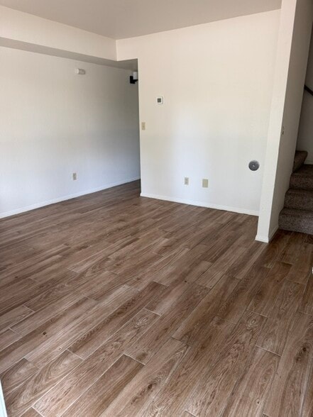Building Photo - 136 E Paseo del Rio
