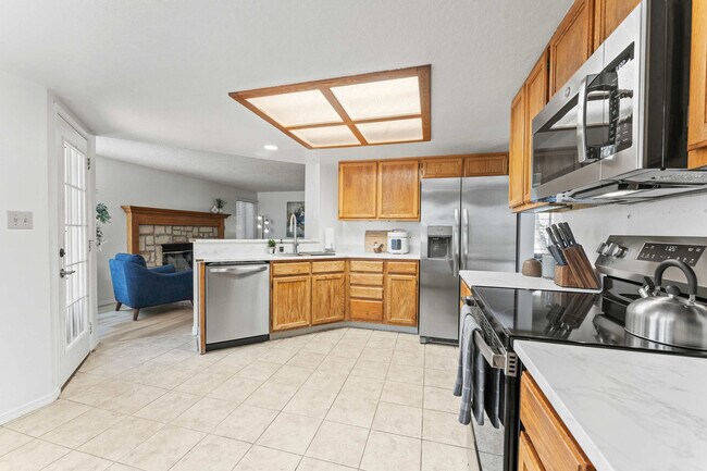 Building Photo - 6591 Enchanted Valley Dr