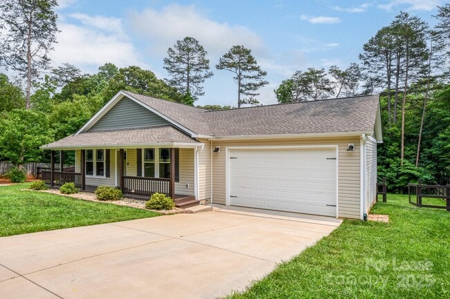 Building Photo - 6835 Ingleside Dr