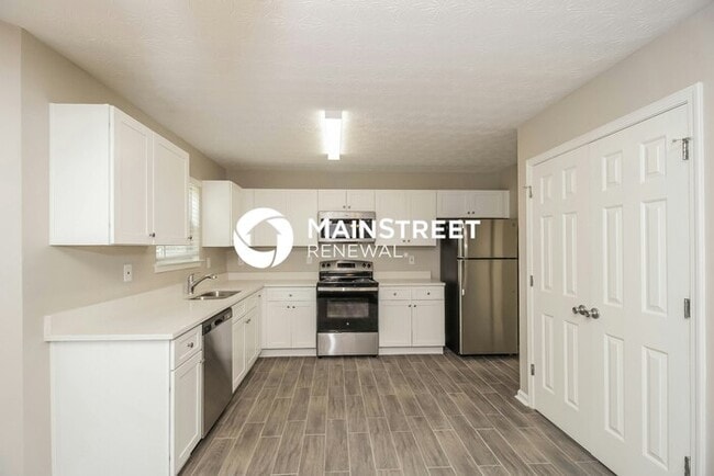 Building Photo - 4 Bedroom Pet-Friendly Home in Union City,...
