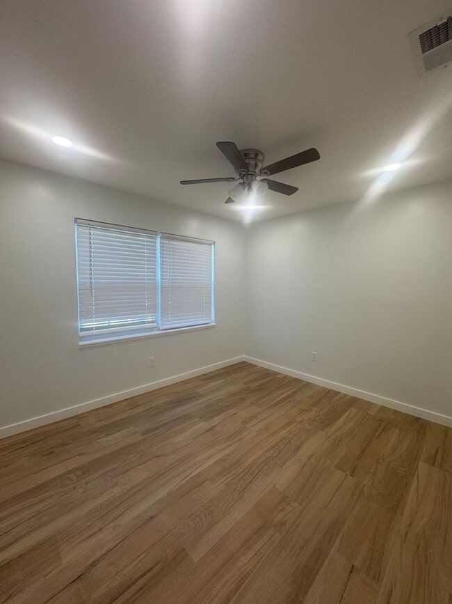 Building Photo - Beautiful 4BR 2BA Home w/ Water Views in St. Augustine Florida!