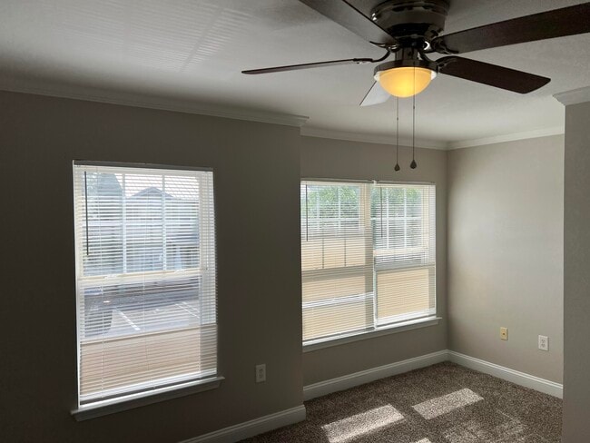 Building Photo - 31 N Sand Palm Rd