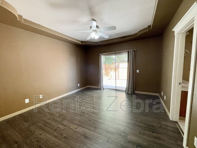 Building Photo - 233 Craftman Ct