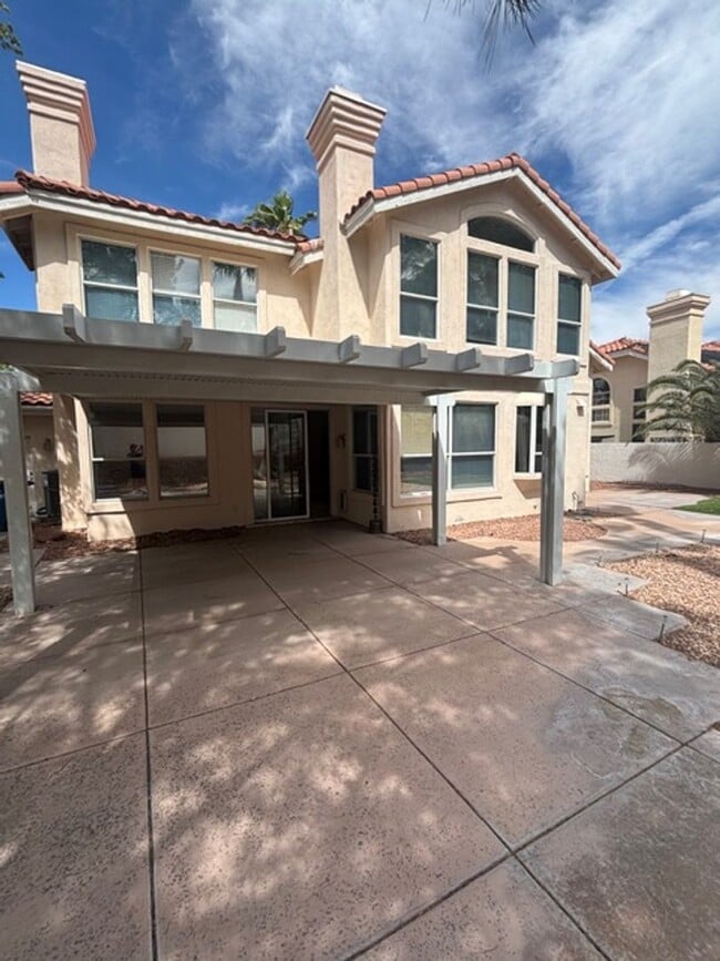 Building Photo - 2929 Sterling Cove Dr