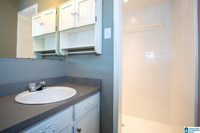 Building Photo - 118 Fox Hollies Blvd