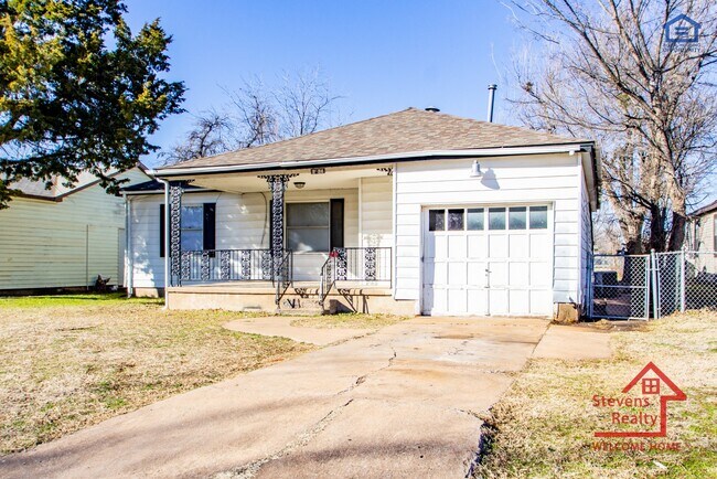 Building Photo - 2524 Prentice NW