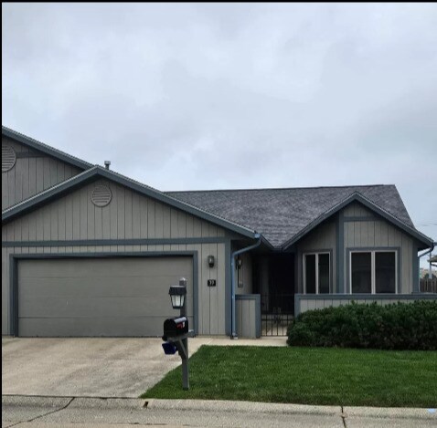 Building Photo - 39 Torchwood Ln