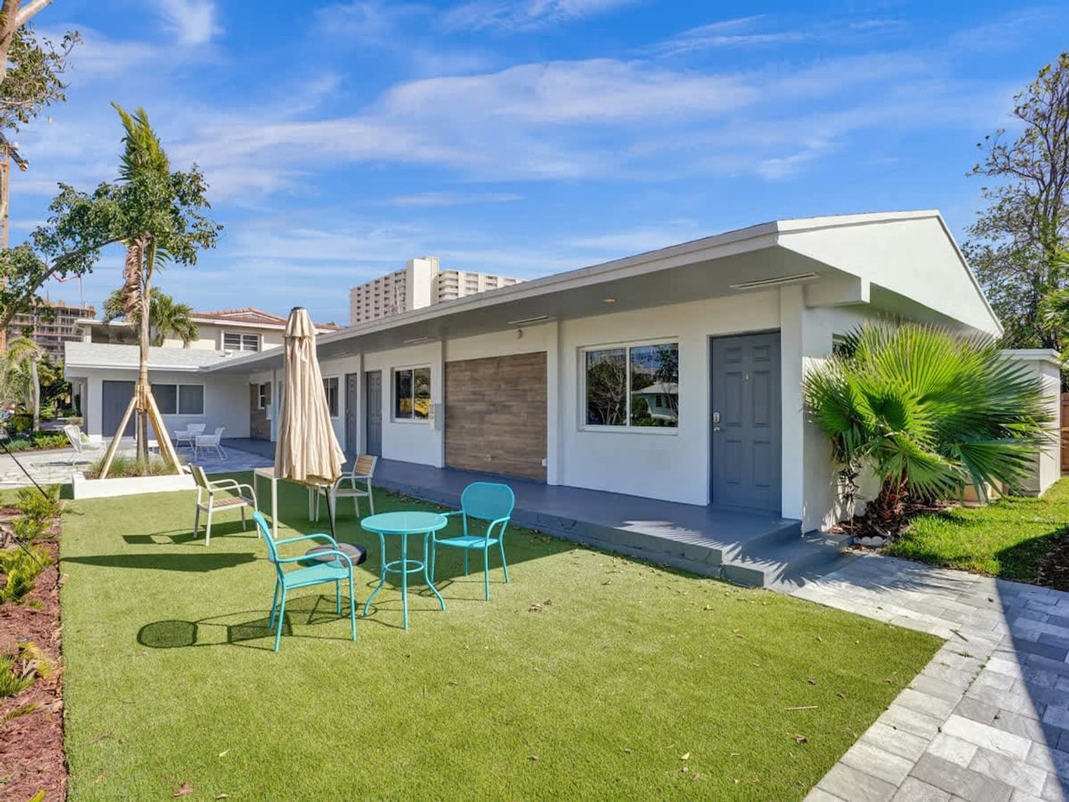 Building Photo - 3204 NE 9th St