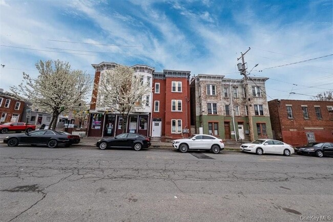 Building Photo - 93 S Lander St