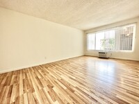 Building Photo - 333 S Virgil Ave Los Angeles, CA 90020