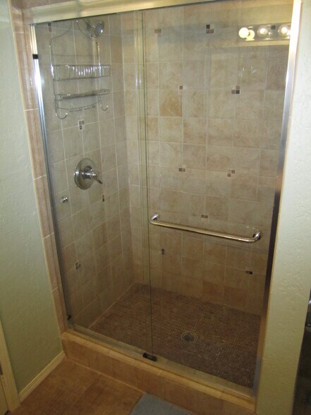 Building Photo - 11200 Ann Arbor Ave