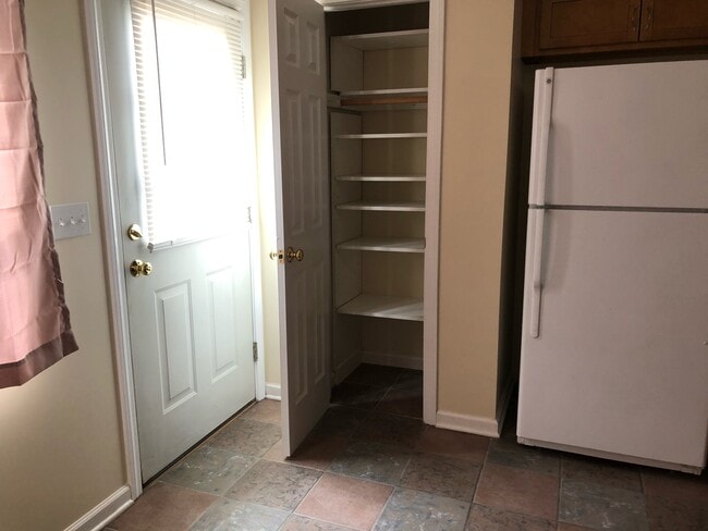 Kitchen Pantry - 1536 Highland Ave