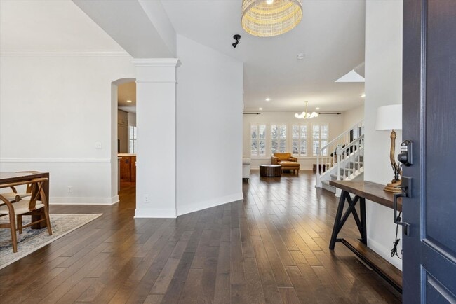 Building Photo - Luxury Home For Rent in Lowry
