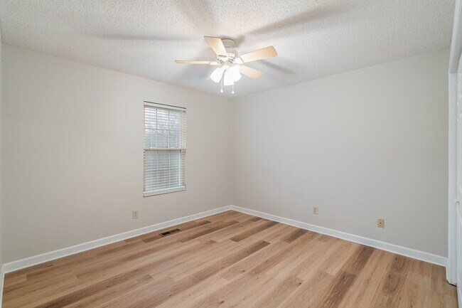 Building Photo - 8815 Brucewood Ln