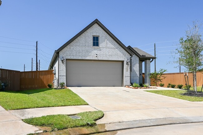 Primary Photo - 3057 Pensacola Dr