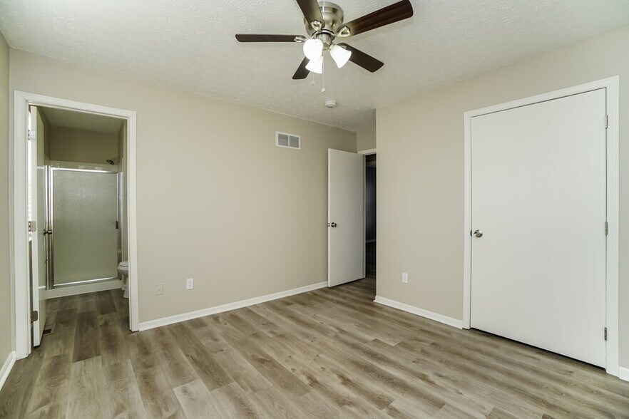 Building Photo - 129 Glengary Dr