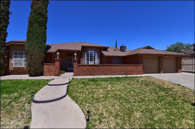 Primary Photo - 6451 Loma De Cristo Dr