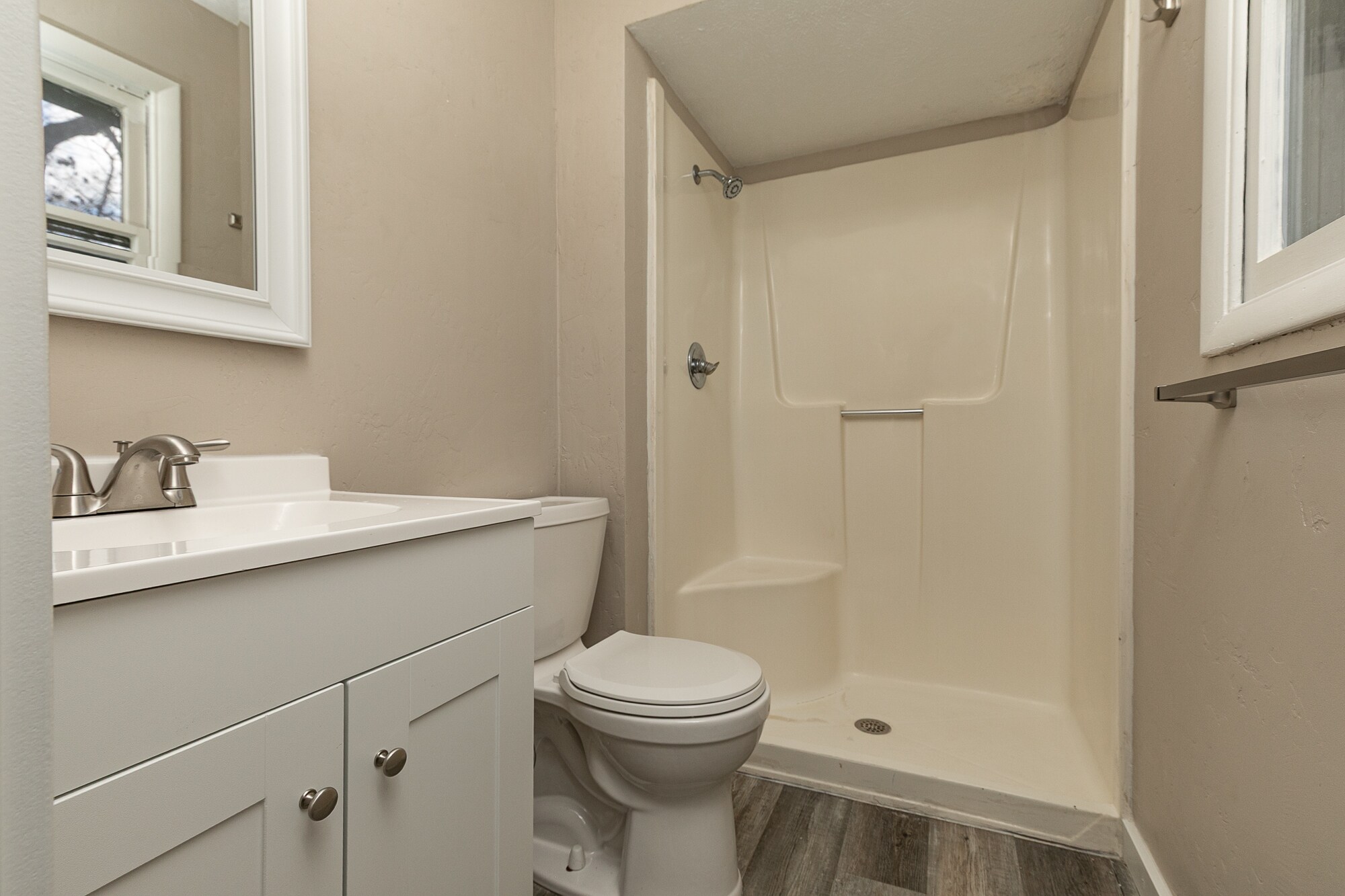 Building Photo - 137 Wallen Blf