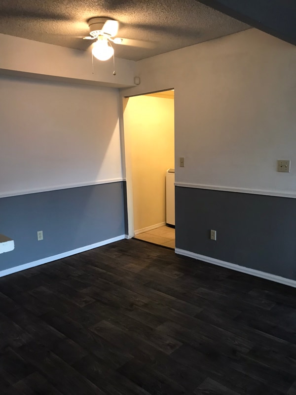 Building Photo - 10150 E Virginia Ave