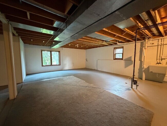 Building Photo - 657/659 Wood Violet Lane