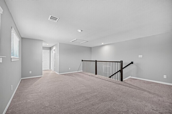 Building Photo - 13126 Lago Acero
