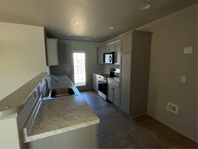 Building Photo - 1280 Colonel Salomon Dr