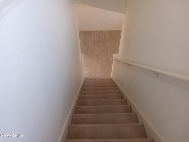 Building Photo - 13975 Vaquero Rock Dr