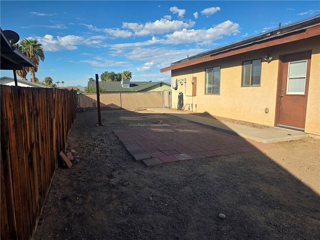 Building Photo - 4339 Chorro Dr