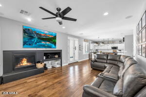 Building Photo - 11225 E Sylvan Ave