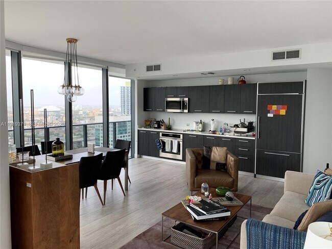 Building Photo - 55 SW 9th St