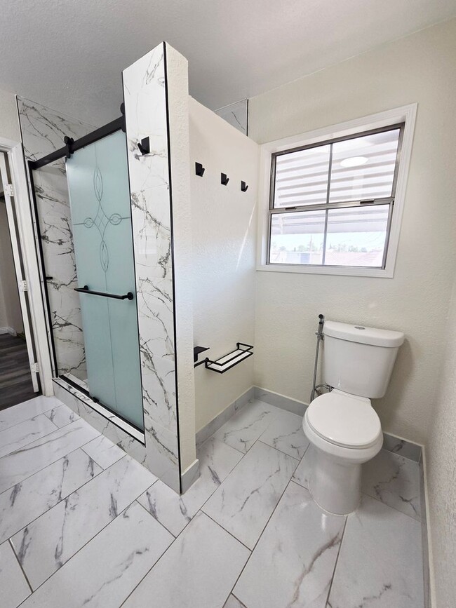 Building Photo - 4028 Zapotec Way