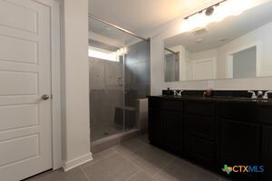 Building Photo - 437 Appalachian Trl