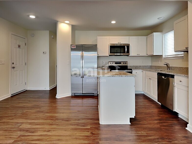 Building Photo - 5505 Windsor Ct