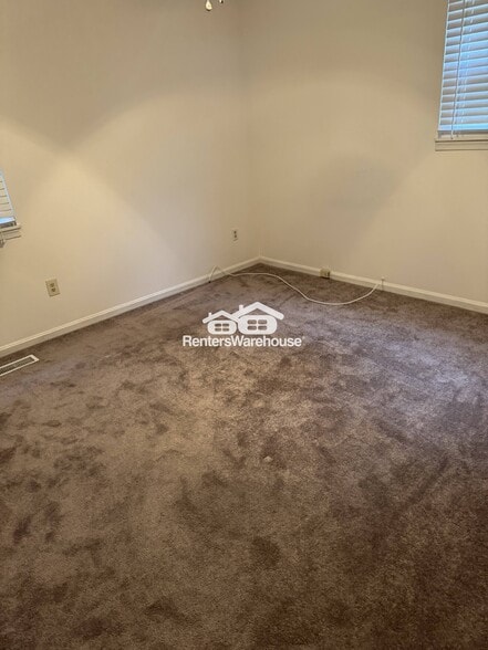 Building Photo - 7107 Avesbury Ln